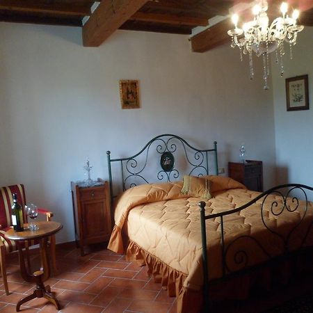 La Fiera Vecchia Apartments Meleto Chambre photo