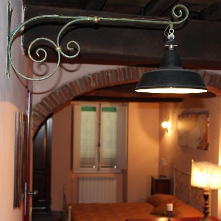 La Fiera Vecchia Apartments Meleto Extérieur photo