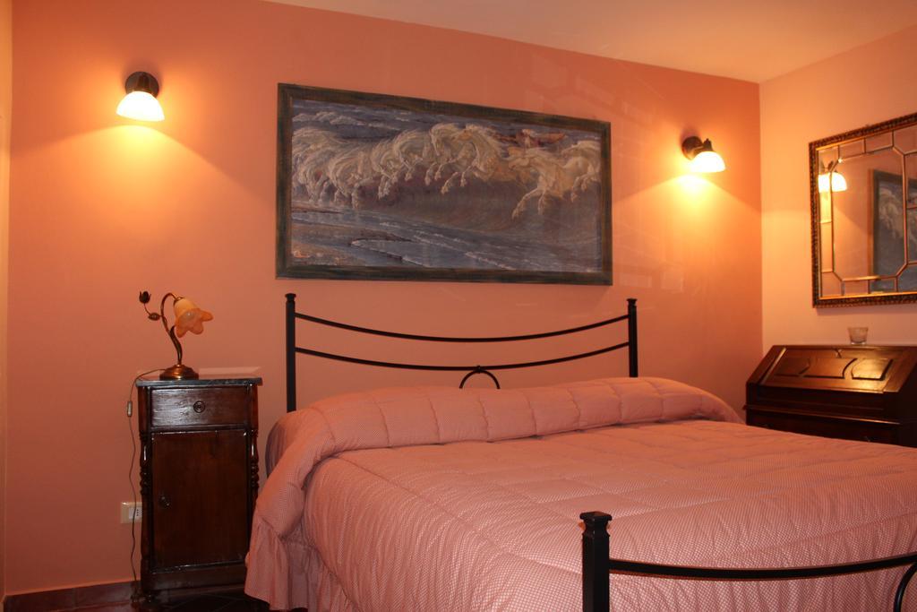 La Fiera Vecchia Apartments Meleto Extérieur photo